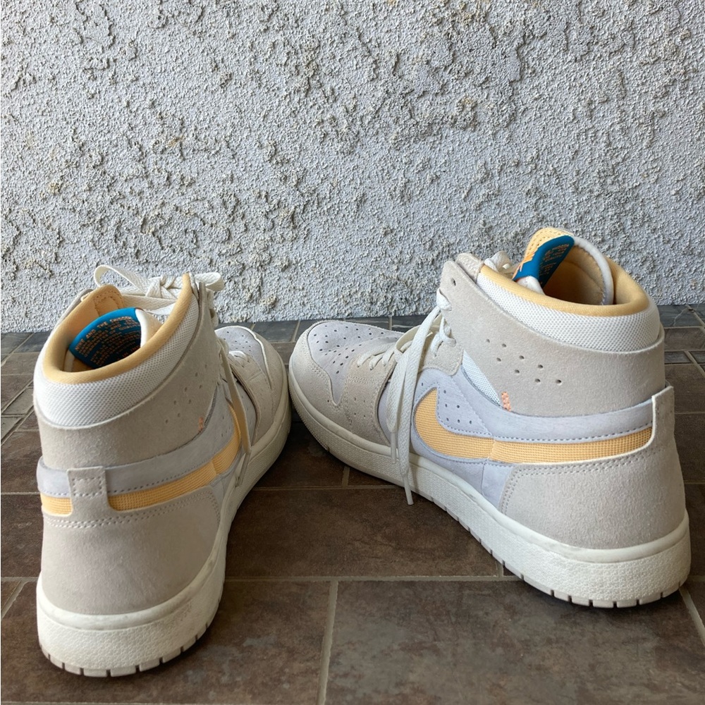 Nike | Air Jordan 1 High Zoom CMFT 2 ‘Light Orewood Brown’ | Size 10.5 - Picture 3 of 9